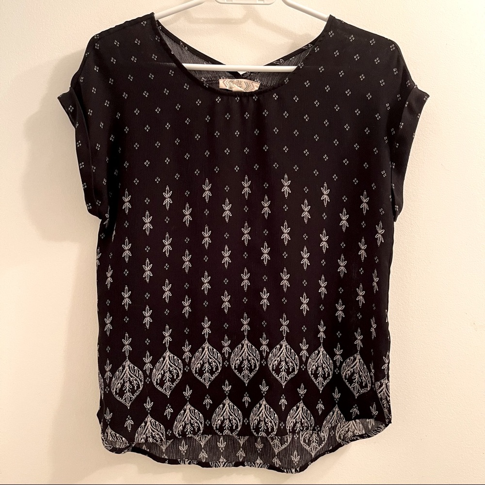 Pink Rose Black and White Boho Pattern Blouse with Rolled Sleeve Detail size S